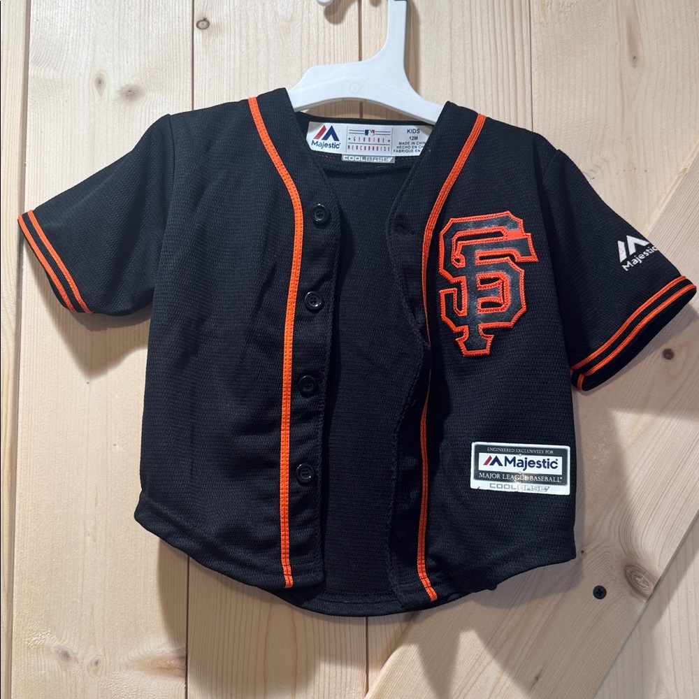 San Francisco Giants kids jersey. Size 12 month. Black Jersey with Orange Trim